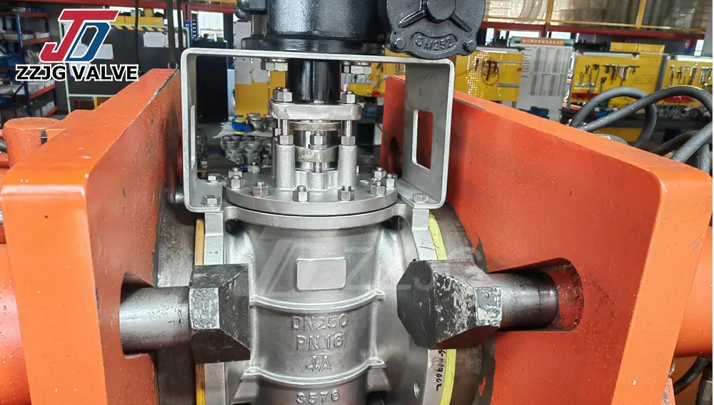 Ball Valves vs Plug Valves Industrial Applications