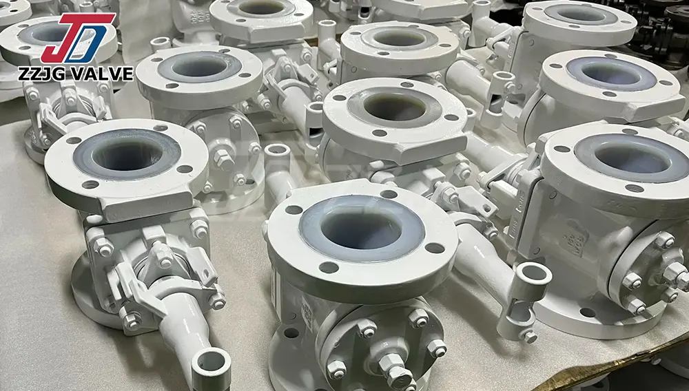 fluorine-lined plug valves and soft-sealed plug valves